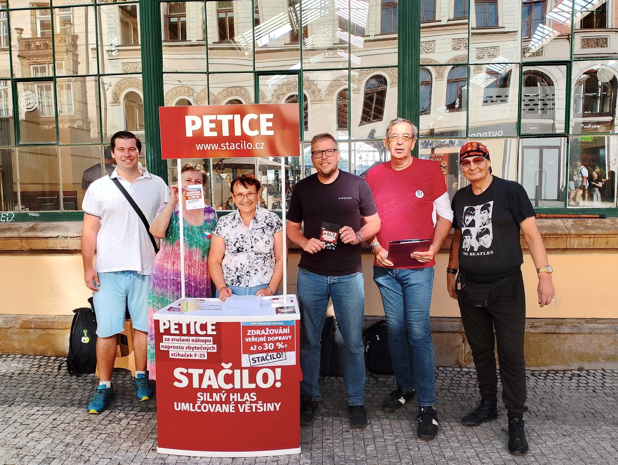 9-petice1.jpg